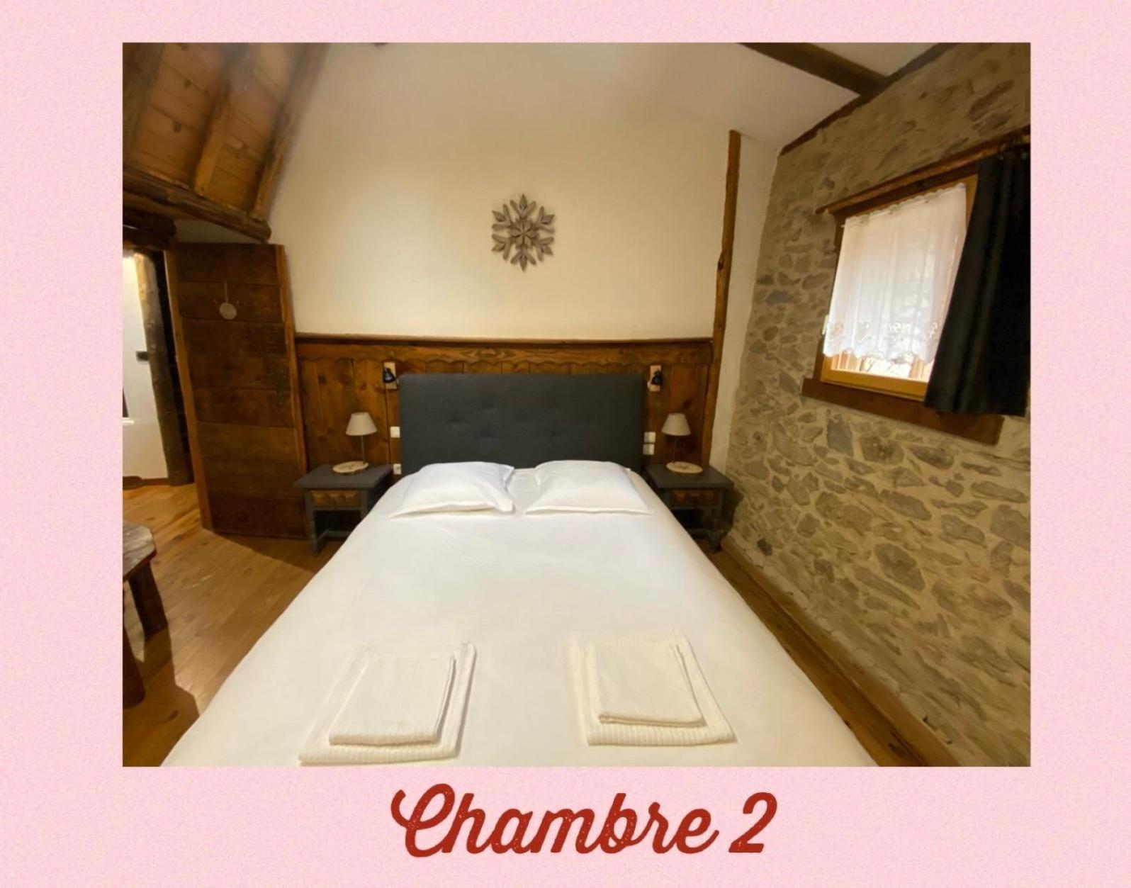 L'Eterlou Authentique Partie De Corps De Ferme 10Pers. Villa Targassonne Bagian luar foto